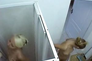 Amateur blond sweetheart Morgan receives caught taking a shower