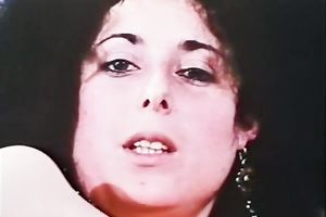 Black kinky jerk loved to gangbang his fresh girlfriend