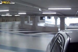 Girl in leopard legging sucks a hard shlong in a car park