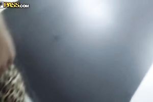 Girl in leopard legging sucks a hard shlong in a car park