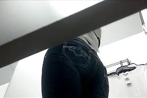 Girl with precious butt takes her shirt off in front of hidden livecam