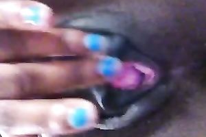 Delicious loose brown wet crack shown on cam closeup