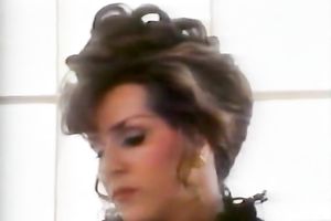 Bosomy golden-haired head dirt gives worthy ramrod engulf to her concupiscent guest outdoors