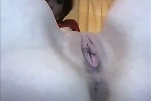 I am an insanely hawt livecam cutie who just likes masturbating