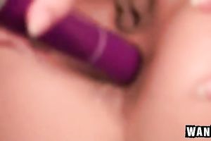 This torrid sweetheart can please herself and that babe needs a sex toy