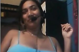 Lewd Colombian seductress likes showing off her large milk shakes and cunt