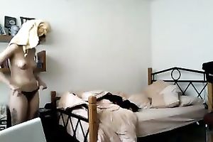 My horny white wife is damn proud of her smokin' hawt natural body