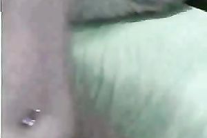 Horny thick and soaked web camera sexbomb masturbates with hair brush