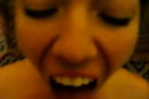 My spoiled girlfriend knows how to give a valuable head