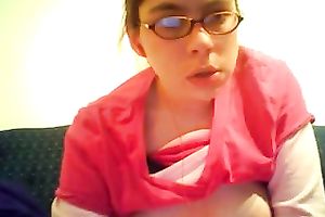 Busty sexy non-professional nerdy hottie flashes her hairy cunt