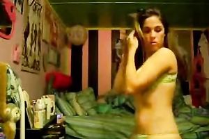 My insanely hawt GF likes showing off her large adorable a-hole