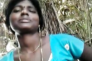Indian doxy loved engulf dick of my old ally right on the ground