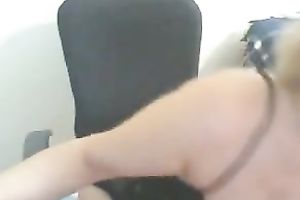 This sexually excited brunette hair craves to show me her intimate parts