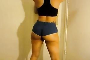 There she goes shaking that butt like a fucking pro