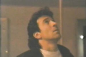 Two slender blondies give double blow job to a hawt man