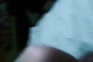 Fcuking my slender honey in missionary style and jizzing on her wet crack