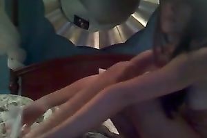 I just love to finger fuck my moist twat in front of my cam