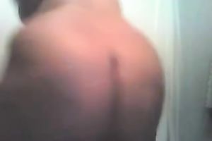 My big beautiful woman brown skin playgirl wants to show off herself on cam