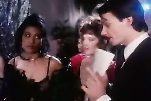 Blonde perverted honey acquires an intensive rug munch from her ally