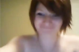 Skanky cam model with trimmed wet crack can't live without masturbating on livecam