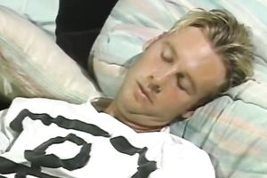 Skilled amateur wife sucks strong penis like greedy for cum