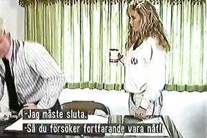 Two buxom and sultry blonde harlots eat every other