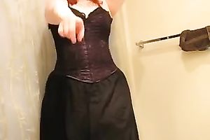 Solo vid with me demonstrating my fat booty and stomach in the baths