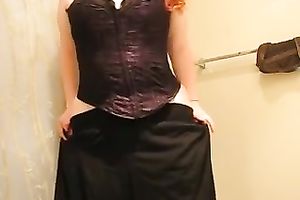 Solo vid with me demonstrating my fat booty and stomach in the baths