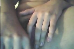 Beautiful legal age teenager on livecam shows how that babe fingers herself