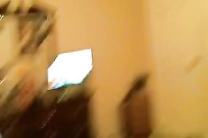 I am a hawt cam model and I love showing off my ideal bum