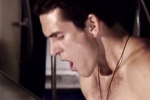 Pilot bangs hawt and hot flight attendant on the plane