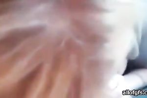 British golden-haired acquires a load on her face by her boyfriend