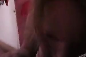 Sperm hungry babe gives me the best oral stimulation of my life