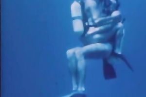 The underwater oral stimulation and rod riding of a freaky bitch