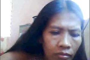 Asian milf shows off her hawt petite billibongs to camera