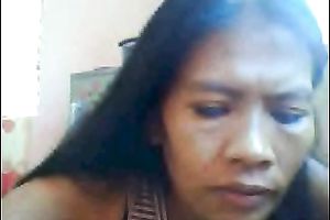 Asian milf shows off her hawt petite billibongs to camera