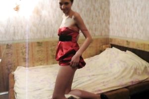 Anette the dark brown cutie fingers her precious slit in the bedroom