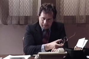 Bootylicious blond haired slut in missionary style fuck