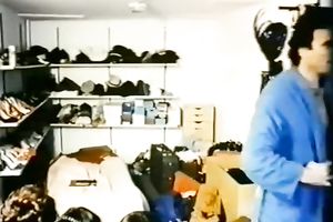 Black honey with a divine derriere gives great BJ to her paramour