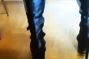 I cant stop playing with myself when I stay home alone