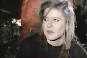 Slutty sweethearts favor a guy with a double oral job in retro porn scene