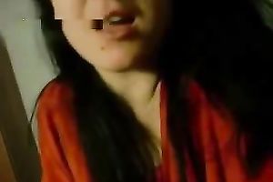 Raven haired trollop knows how to give a good tugjob