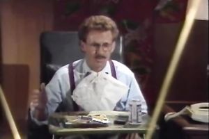 Perverted red head receives her bushy fur pie gangbanged at the gym