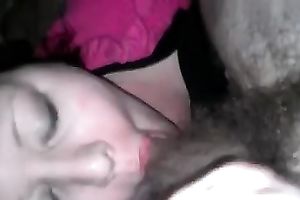 My hungry girlfriend knows how to give a mind blowing oral job