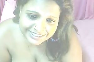 Indian auntie on livecam teases me with her large scoops