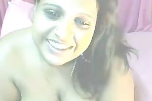 Indian auntie on livecam teases me with her large scoops