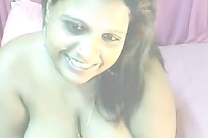 Indian auntie on livecam teases me with her large scoops