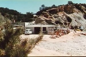 Naked and hawt honey on the yacht got her cunt finger screwed