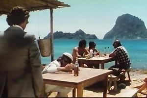 Naked and hawt honey on the yacht got her cunt finger screwed