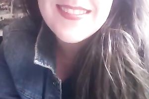 My bulky girlfriend loves to expose her large saggy mambos